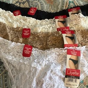 NWT lace Lilyette thongs